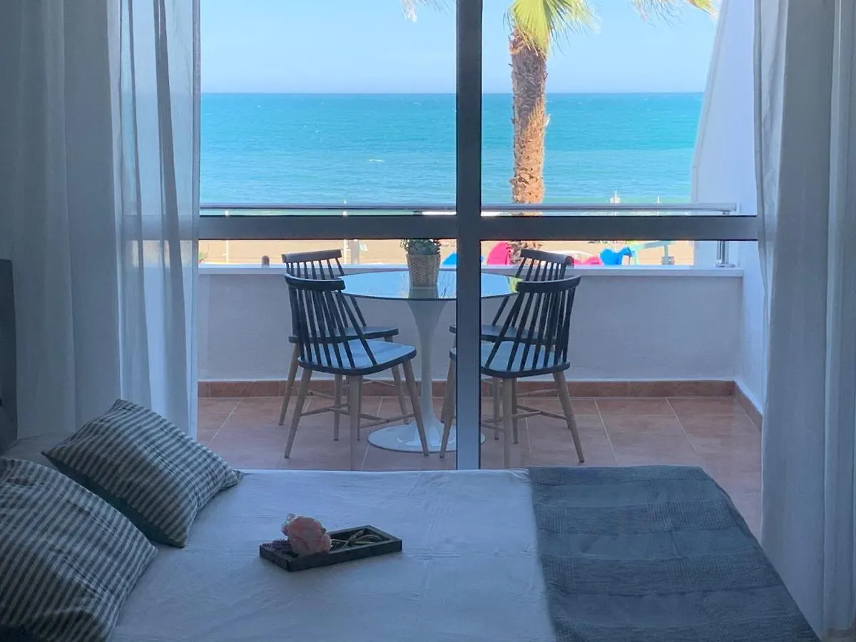 Apartment Lujoso Estudio Frontal Al Mar Torremolinos
