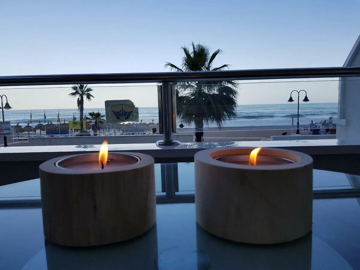 Lujoso Estudio Frontal Al Mar Torremolinos Apartment